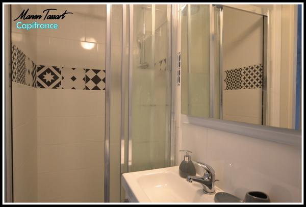 Chambre en colocation avec Salle de bain privative proche Rubika, Valenciennes