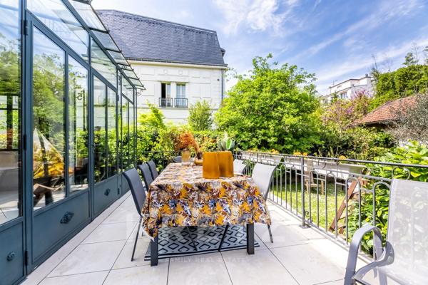 Maison familiale de caractère idéalement située