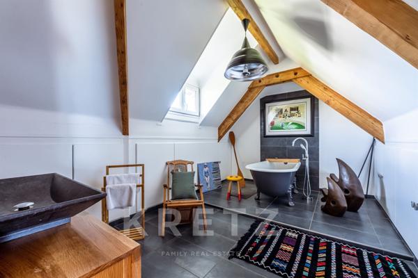 Maison familiale de caractère idéalement située