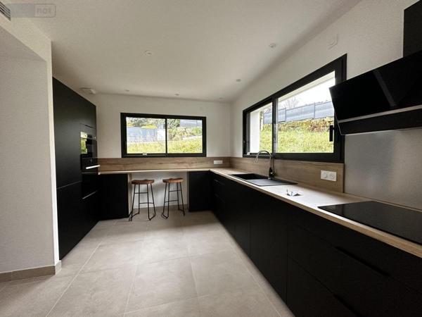 Maison à vendre à Elven dans le Morbihan (56250), ref : 56003-1283