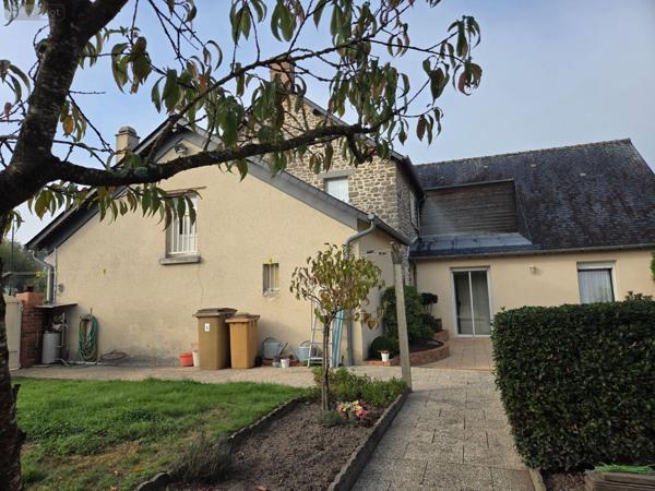 Maison à vendre à La Bazoge-Montpinçon en Mayenne (53440), ref : 53075/FC16