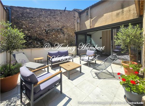 EXCLUSIVITÉ,  Appartement T4 de 124 m² avec plus de 40 m² d'extérieur et garage en plein coeur de Manosque