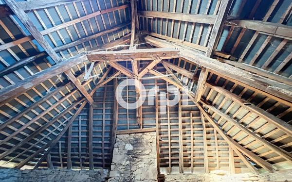 Maison à vendre    4 pièces •  Saint-Hilaire-Peyroux