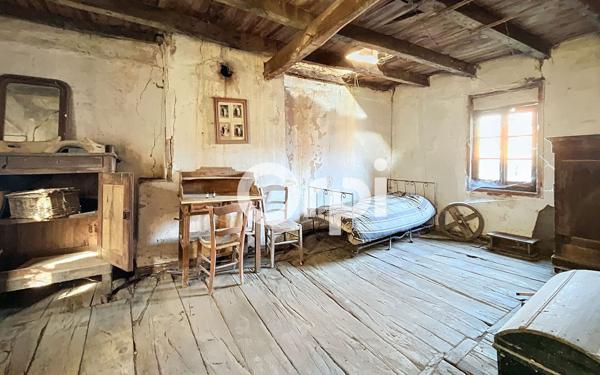 Maison à vendre    4 pièces •  Saint-Hilaire-Peyroux