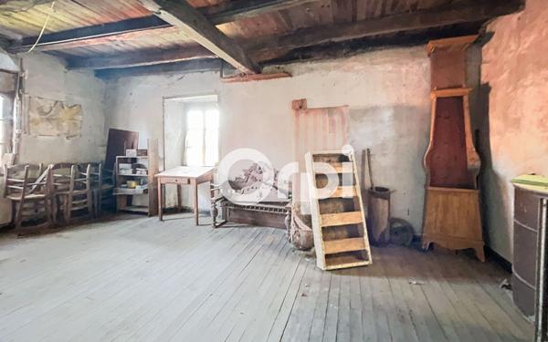 Maison à vendre    4 pièces •  Saint-Hilaire-Peyroux