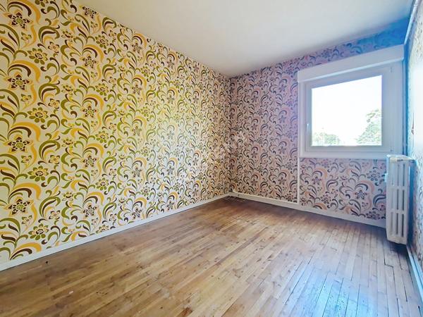 Appartement T3 lumineux avec balcon, vue dégagée sur parc arboré, au calme absolu à Poitiers