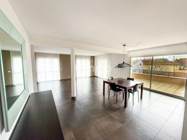 Village-Neuf : L'Appartement 4 Pièces Premium aux Prestations Uniques
