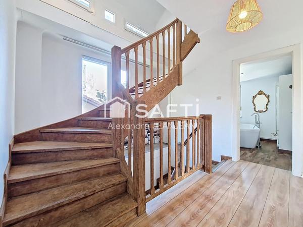 Grande maison familiale avec piscine