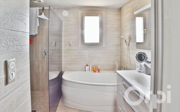 Maison à vendre    6 pièces • 150,74 m2 Gournay-en-Bray