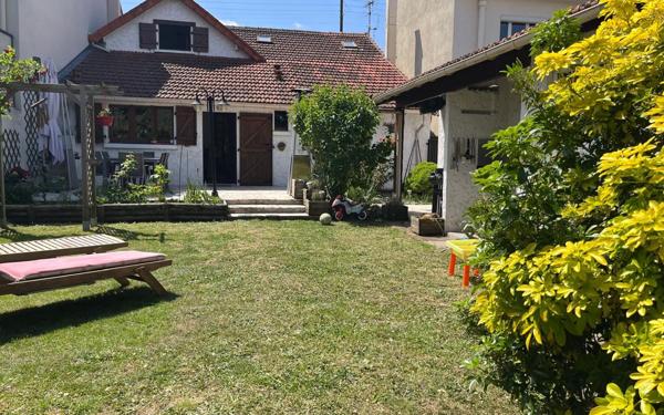 Maison à vendre    5 pièces •  Gagny