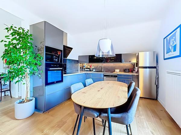 Appartement duplex avec jardin privatif