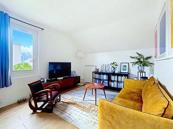 Appartement duplex avec jardin privatif