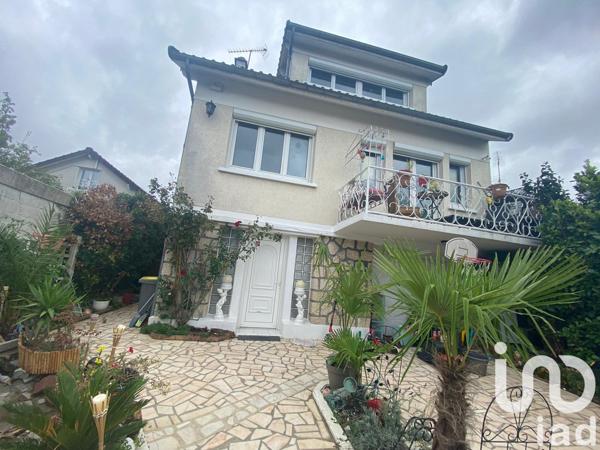 Maison à vendre 5 pièces 151 m² Ormesson-sur-Marne