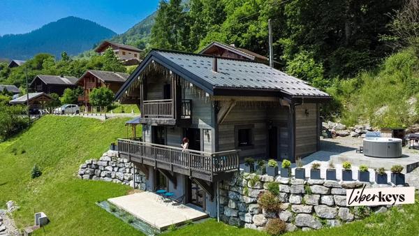 Chalet d’Exception| Vue Panoramique & Prestations Haut de Gamme