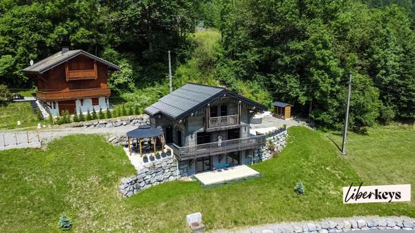 Chalet d’Exception| Vue Panoramique & Prestations Haut de Gamme