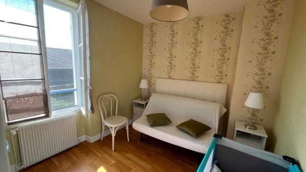 Agréable maison village100m2 + 40m2 cbles à finir d'aménager, jardin  clos murs,