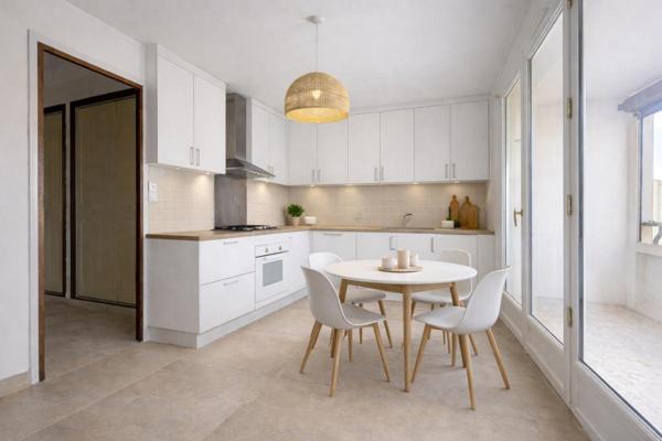 HYERES EST ! T3 de 84m2 - 4 terrasses et cave