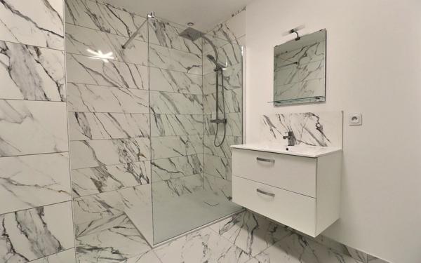 Appartement à louer    3 pièces • 60,86 m2 Stiring-Wendel