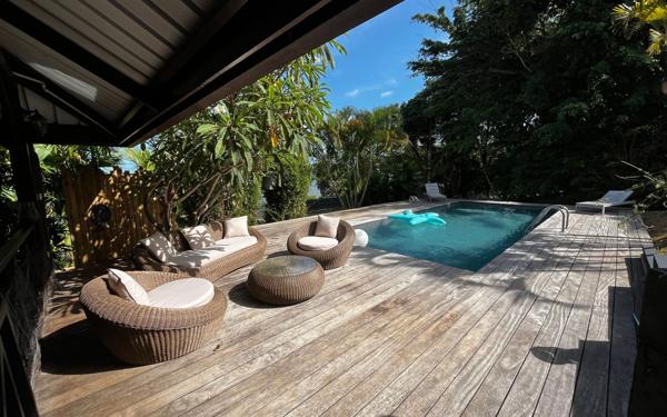 Maison à vendre    6 pièces •  Remire-Montjoly