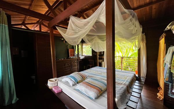 Maison à vendre    6 pièces •  Remire-Montjoly