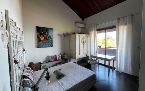 Maison à vendre    6 pièces •  Remire-Montjoly