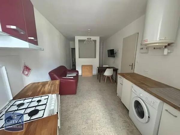 Appartement à louer 1 pièce 27m² Tarascon-sur-Ariège (09400)