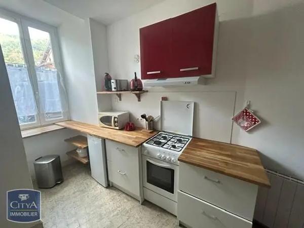 Appartement à louer 1 pièce 27m² Tarascon-sur-Ariège (09400)