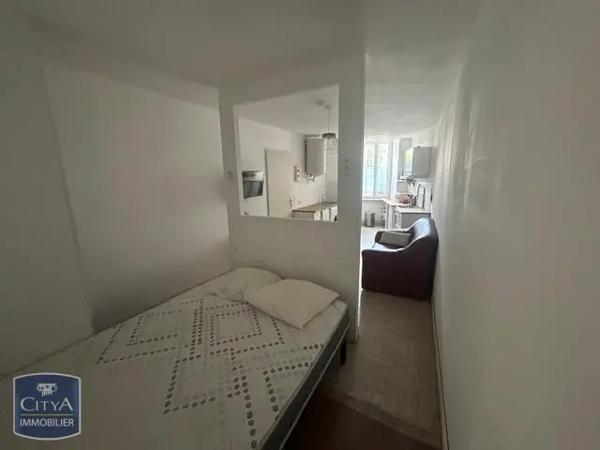 Appartement à louer 1 pièce 27m² Tarascon-sur-Ariège (09400)