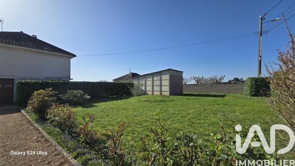 Maison à vendre 4 pièces 72 m² Ainay-le-Château