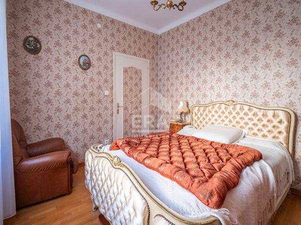 À vendre à Perpignan "La Lunette" : Maison 3 faces, 170 m2 habitables, 5 chambres