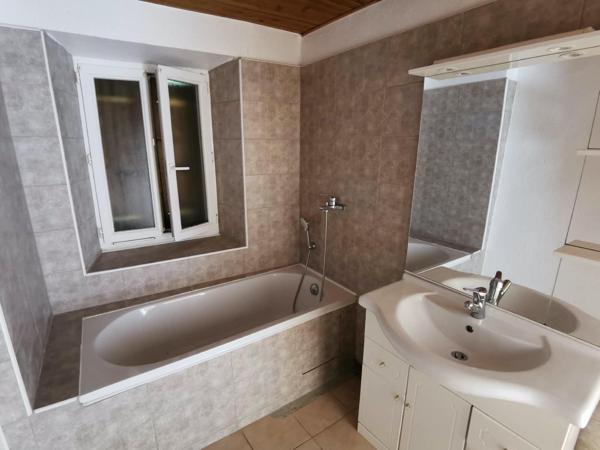 Appartement 5 pièces de 96 m² à Thueyts