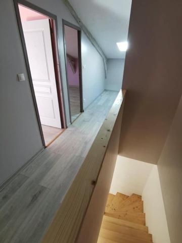 Appartement 5 pièces de 96 m² à Thueyts