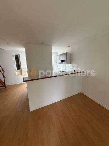 Location
                Appartement36,43 m² - 2 Pièces -
                    HAM (80400)