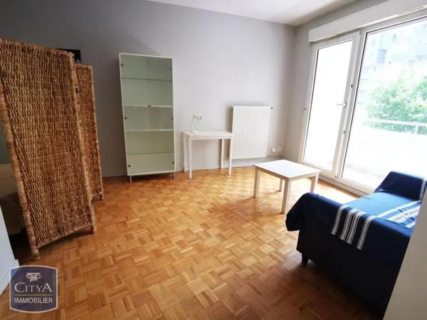 Appartement à louer 1 pièce 41.02m² Saint-Étienne (42100)