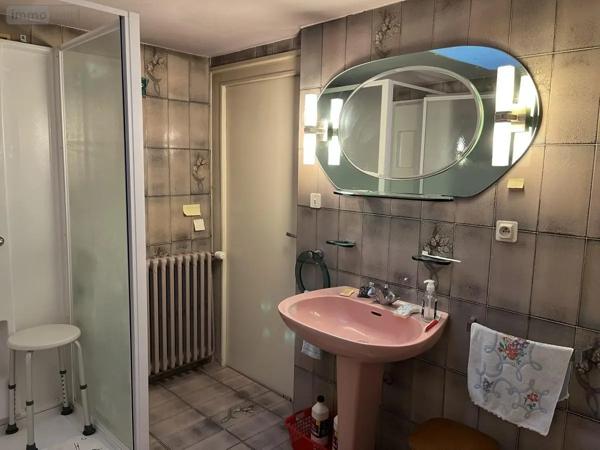 Achat - Immeuble Luçon 85400 136 m 2 305 m 2