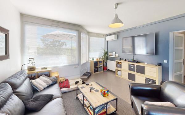 Appartement à vendre    3 pièces • 72 m2 Vaulx-en-Velin