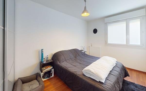 Appartement à vendre    3 pièces • 72 m2 Vaulx-en-Velin