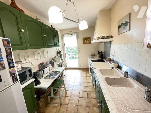 A vendre - Manosque (04) - Alpes de Haute Provence:  Superbe appartement T3, spacieux et lumine...