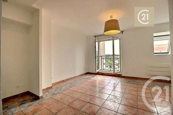 Appartement F2 à vendre  2 pièces - 41,25 m 2   LIVRY GARGAN  - 93