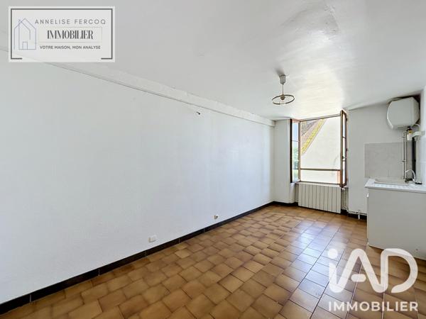 Immeuble à vendre 208 m² Cours-les-Barres