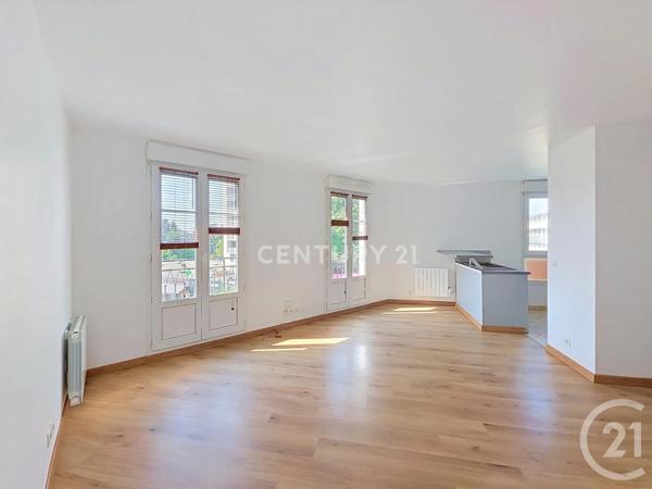 Appartement F3 à vendre  3 pièces - 57,65 m 2   NOISY LE GRAND  - 93