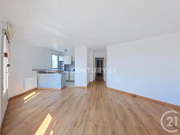 Appartement F3 à vendre  3 pièces - 57,65 m 2   NOISY LE GRAND  - 93