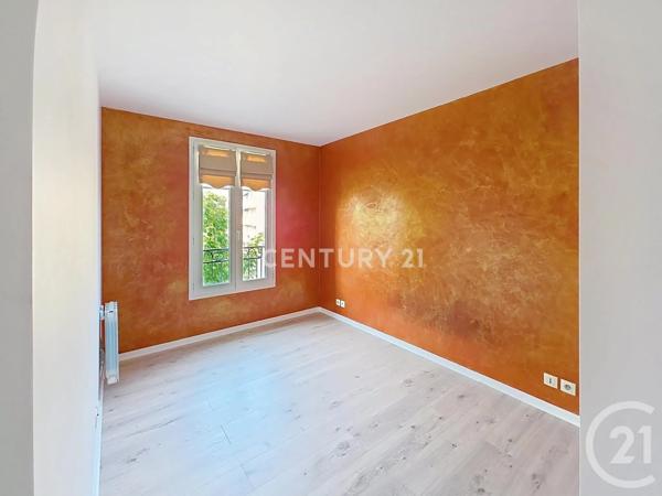 Appartement F3 à vendre  3 pièces - 57,65 m 2   NOISY LE GRAND  - 93