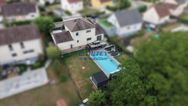 Superbe maison avec piscine à DORANS (90)