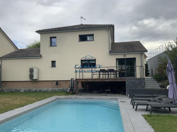 Superbe maison avec piscine à DORANS (90)
