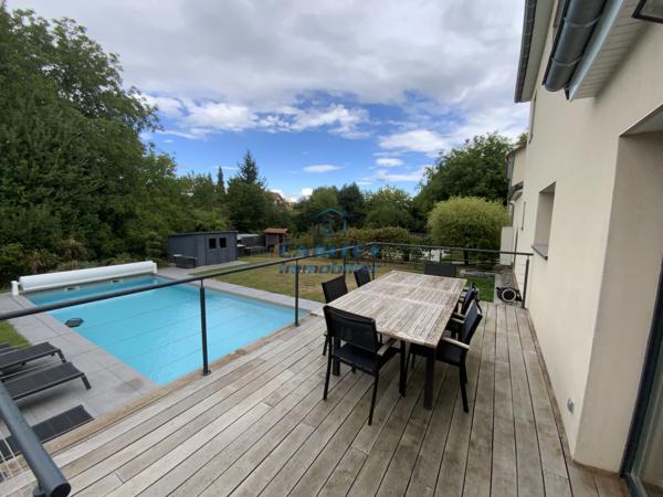 Superbe maison avec piscine à DORANS (90)