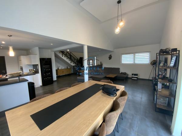 Superbe maison avec piscine à DORANS (90)