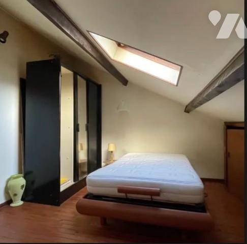 Un ensemble de lots situés à PONTOISE, proche de toutes commodités.