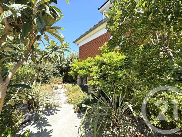 Maison à vendre  6 pièces - 200 m 2   SUCY EN BRIE  - 94
