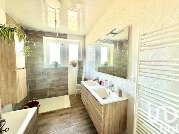 Maison à vendre 6 pièces 150 m² Saint-Paul-Flaugnac